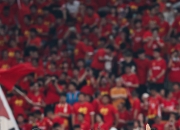 -足球传奇诞生，亚洲杯赛将球场擂台上演