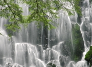 LOL赛事-东方哨响时，北美战神降临，伦纳德末节独舞撕裂新疆不败主场