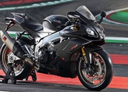 英雄联盟总决赛时间-孤峰之上，C罗的悬崖之战与冠军回响