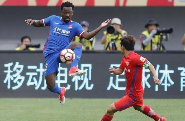 关于广州富力主场惨败重庆力帆，告别连败阴霾的信息