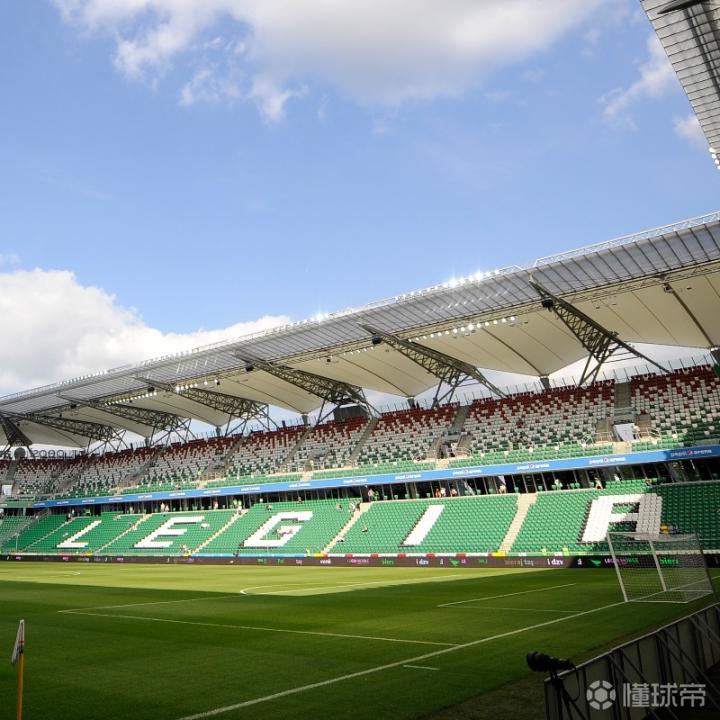 关于华沙竞技大胜莱斯特城,迈向胜利的信息 关于华沙竞技大胜莱斯特城,迈向胜利的信息