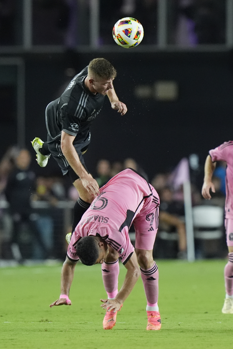 热血沸腾的体育竞技场，精彩纷呈