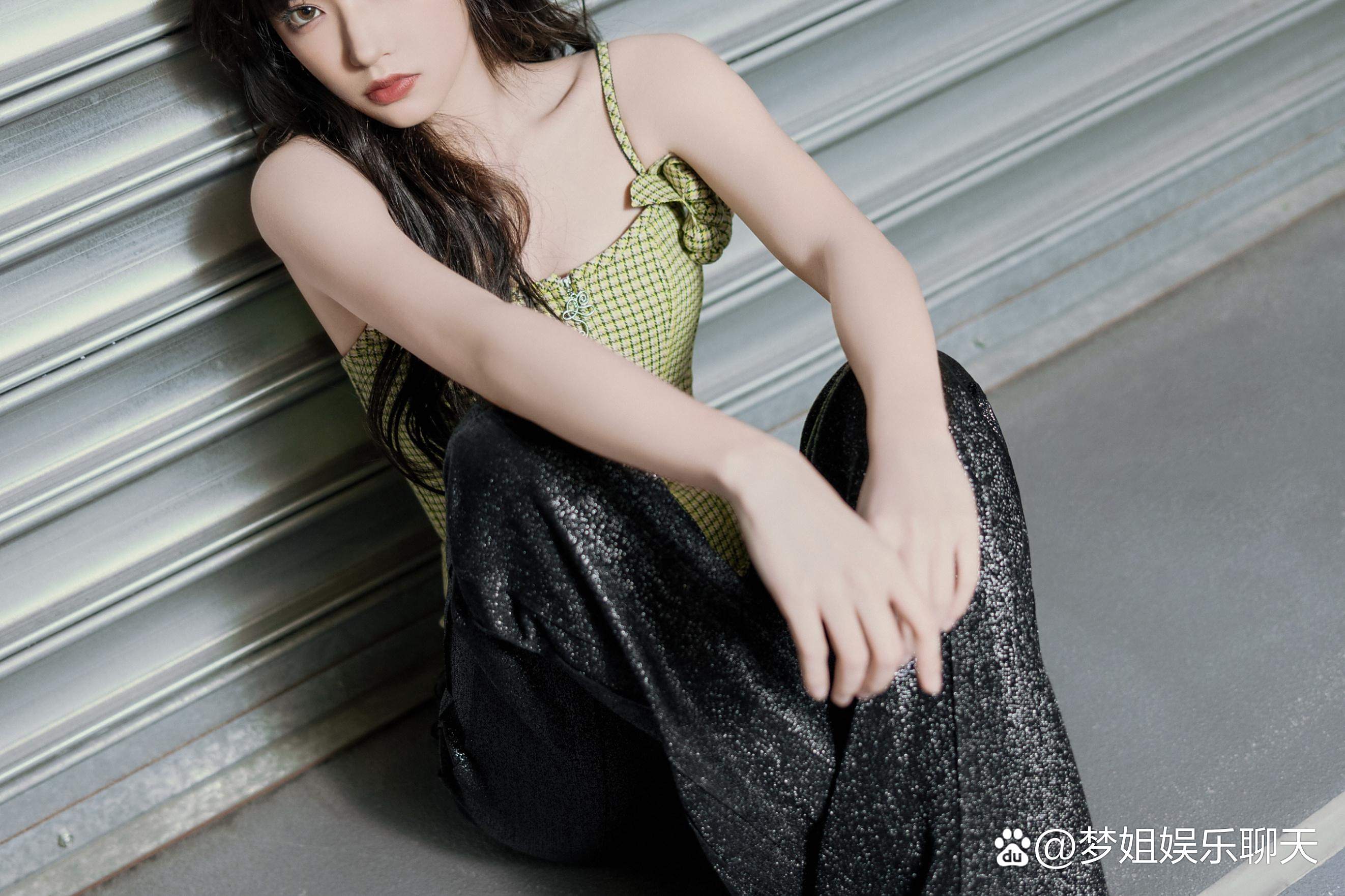 新星崭露头角,耀眼夺目 新星崭露头角,耀眼夺目