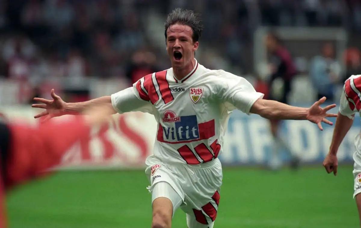 斯图加特客场告负，积分落后的简单介绍