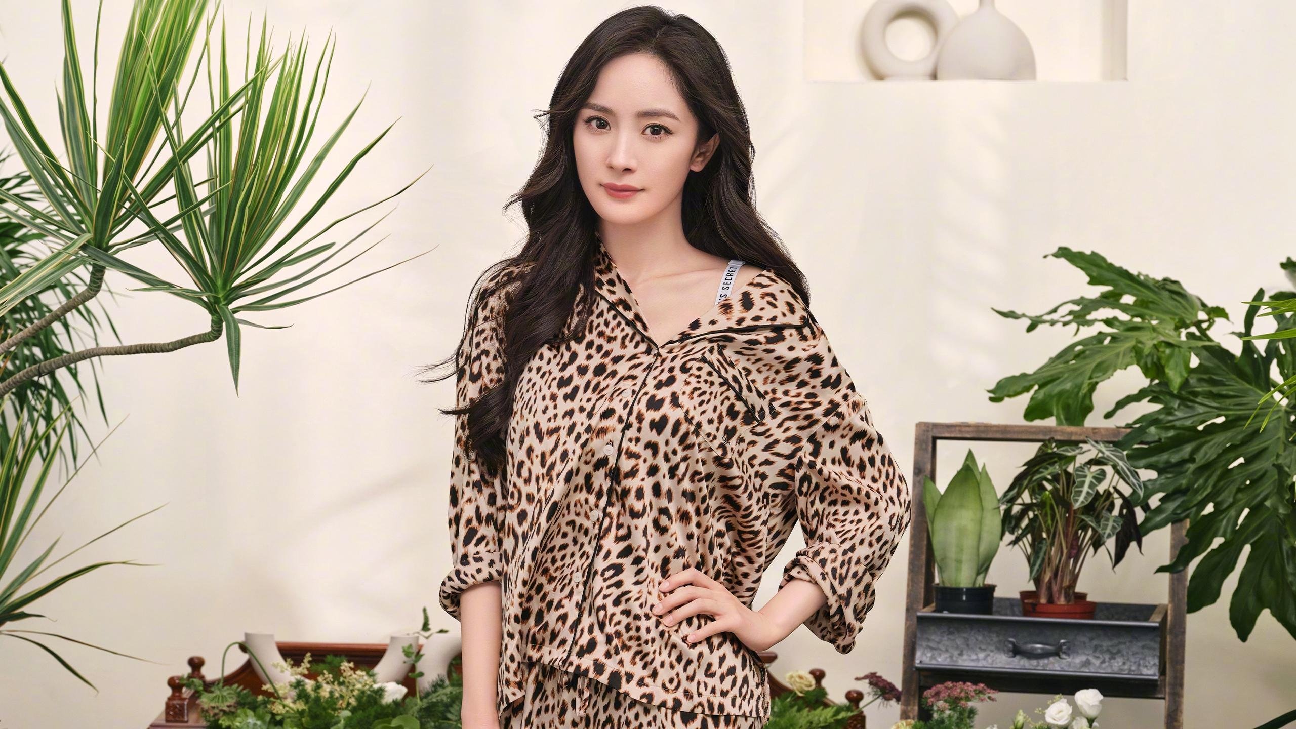 欧冠决赛夜,鹈鹕在篮球伯纳乌加时封神